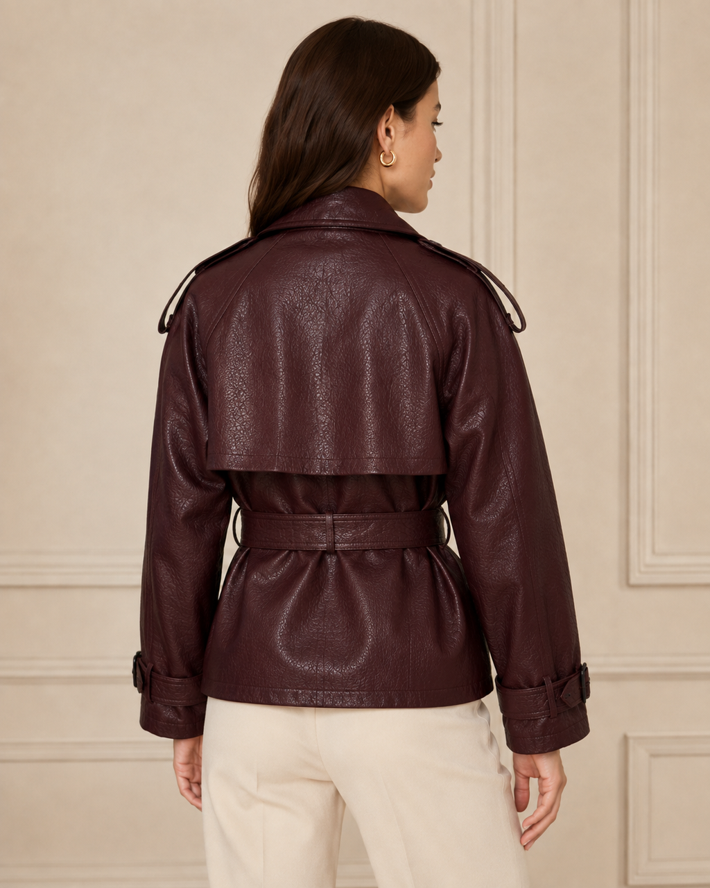 Veste en similicuir avec ceinture