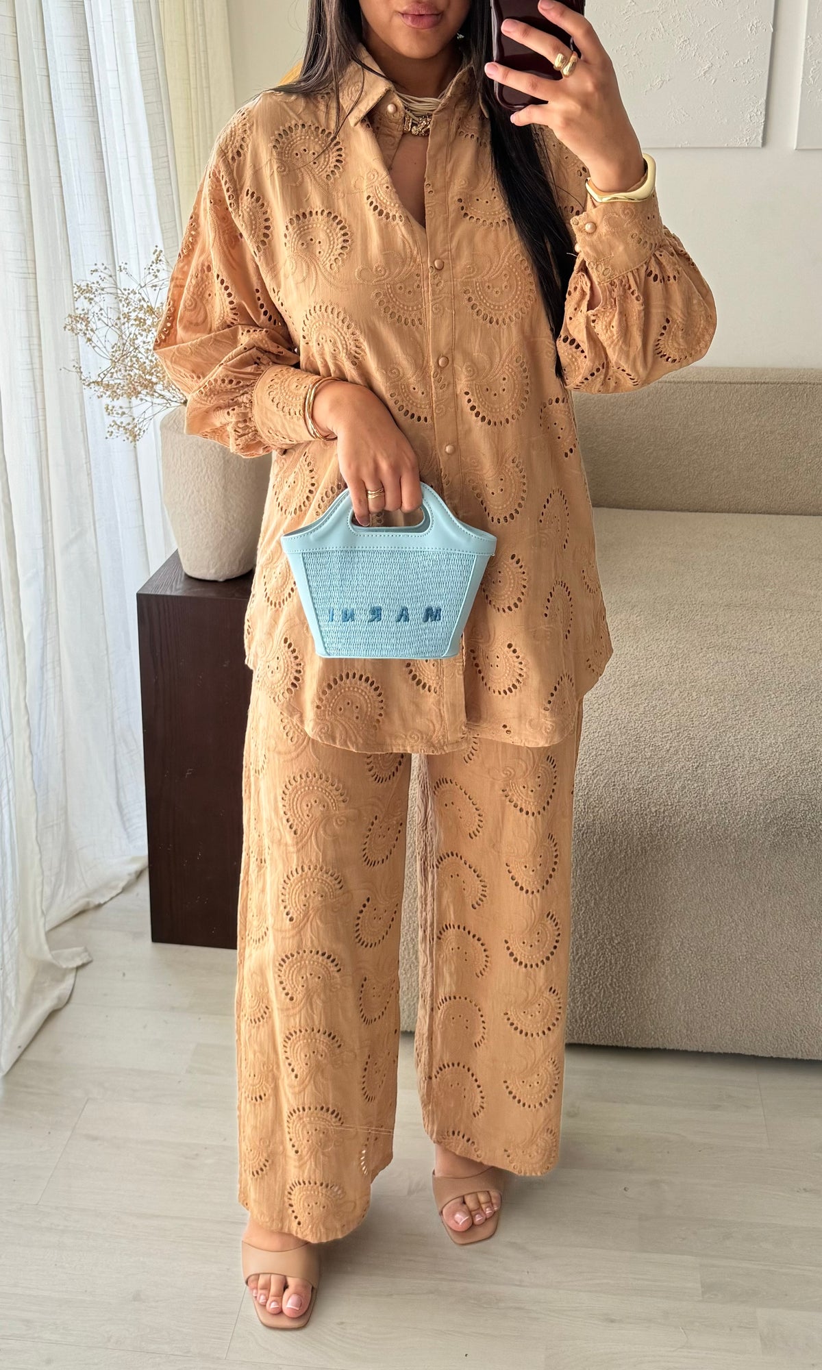Ensemble broderie anglaise camel