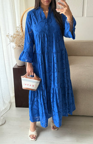 Robe brodé