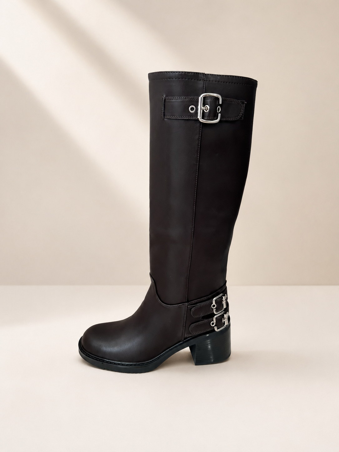 Bottes plates