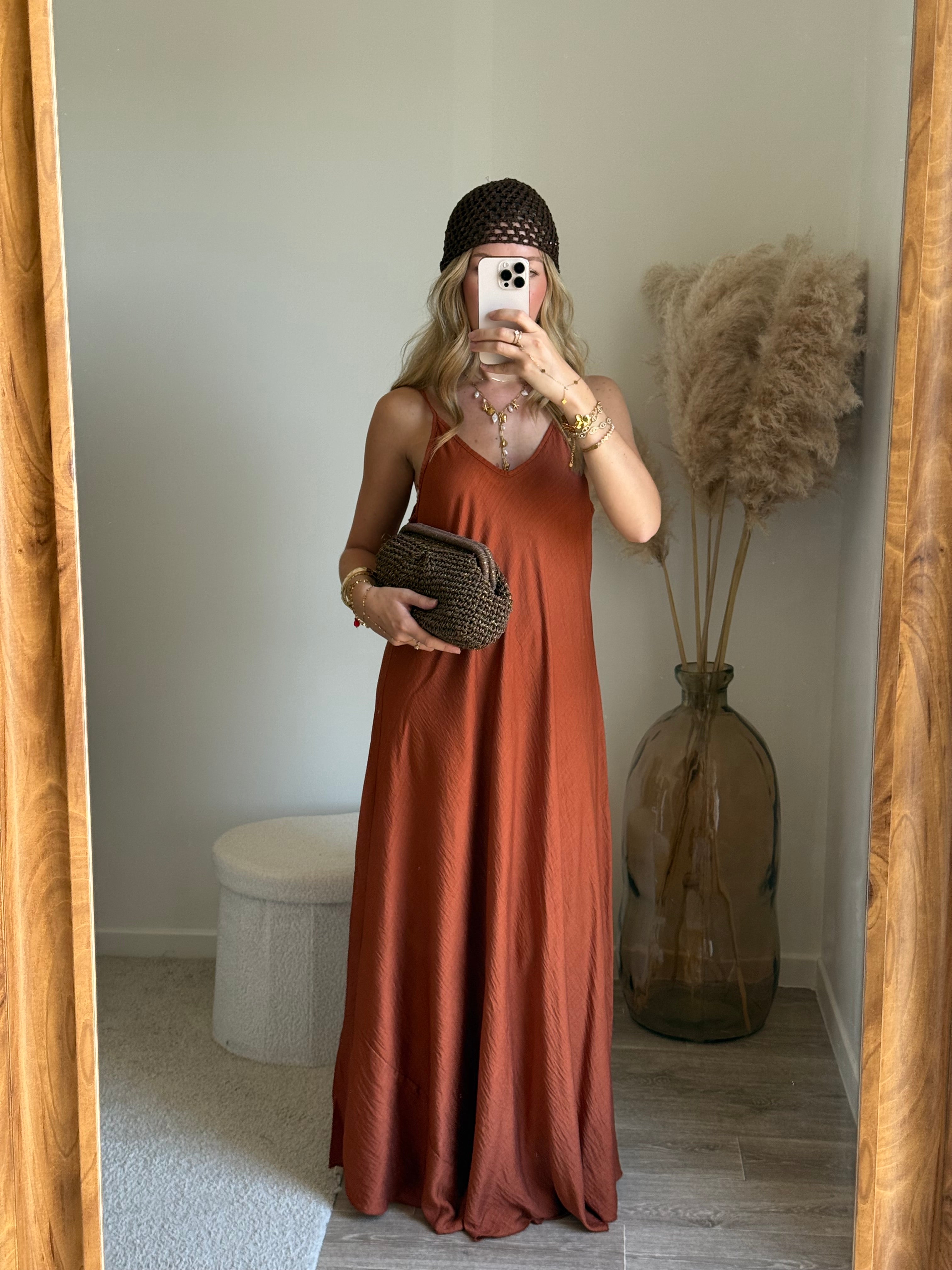 Robe à bretelle évasée