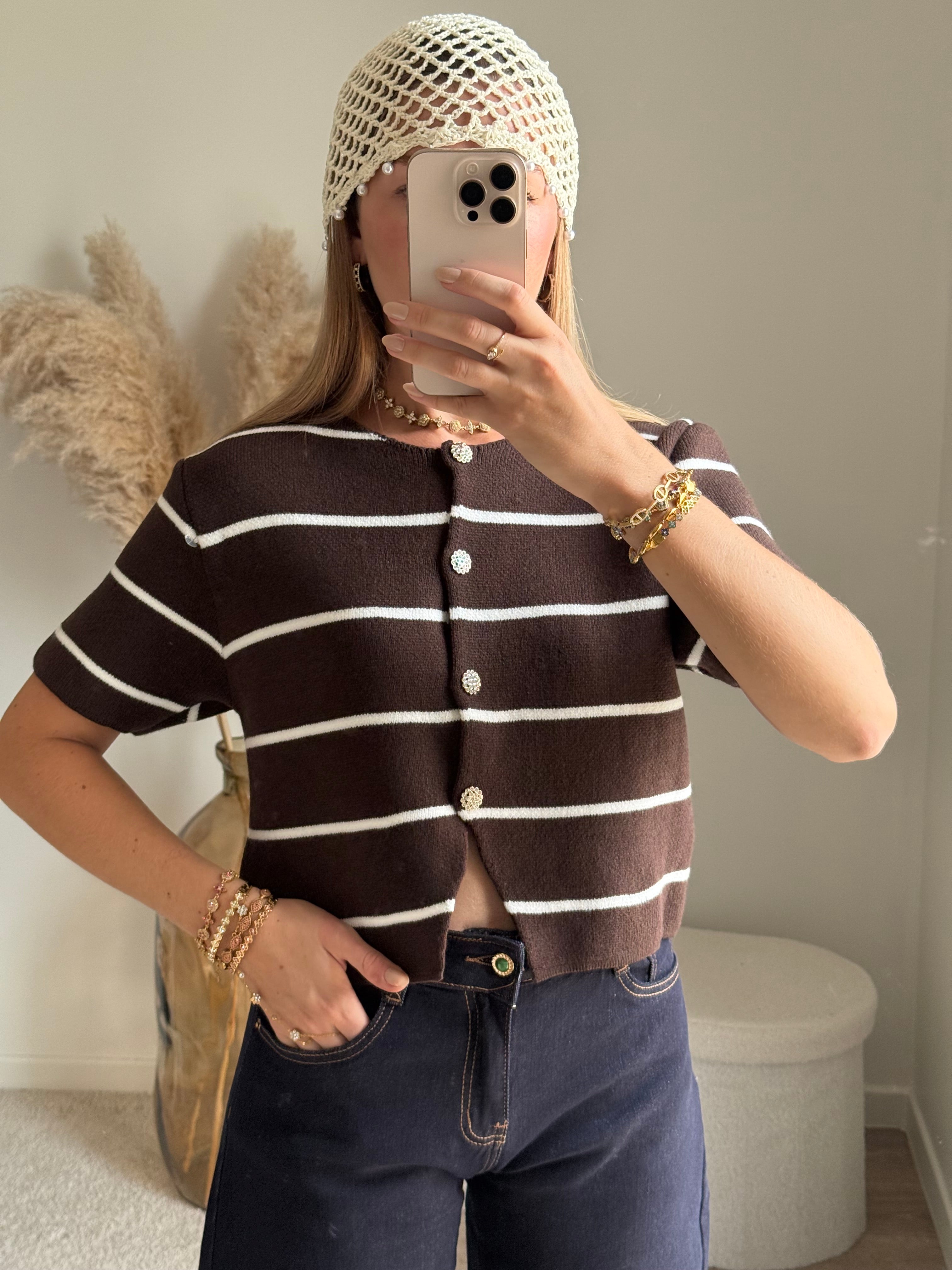 Gilet en maille avec fermeture bouton en strass