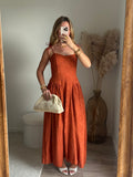 Robe à bretelle en broderie anglaise