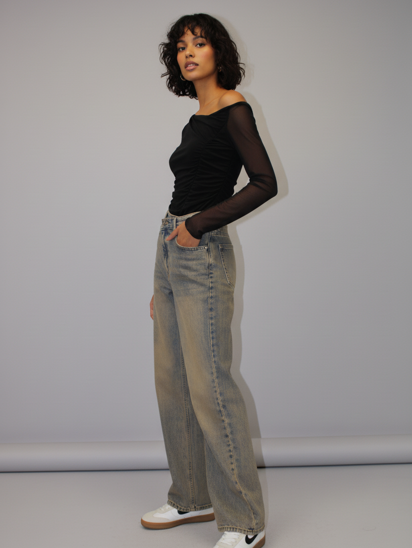 JEAN WIDE LEG TAILLE HAUTE ASYMÉTRIQUE – DÉLAVAGE VINTAGE