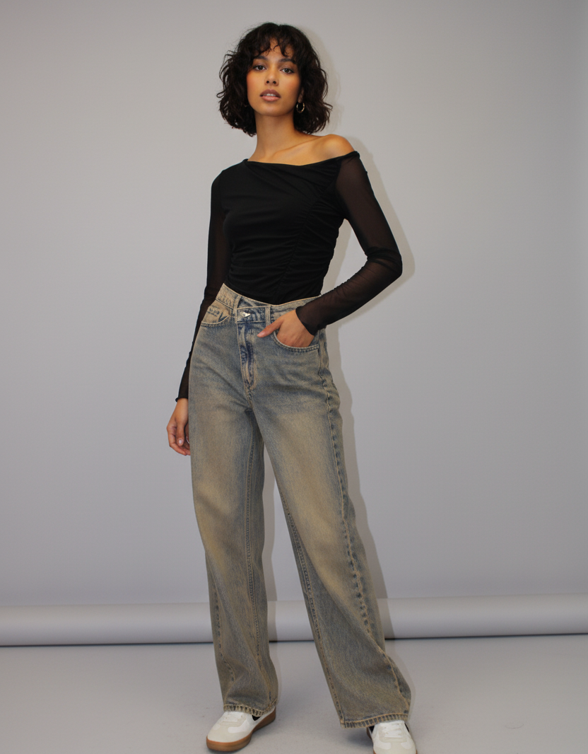 JEAN WIDE LEG TAILLE HAUTE ASYMÉTRIQUE – DÉLAVAGE VINTAGE