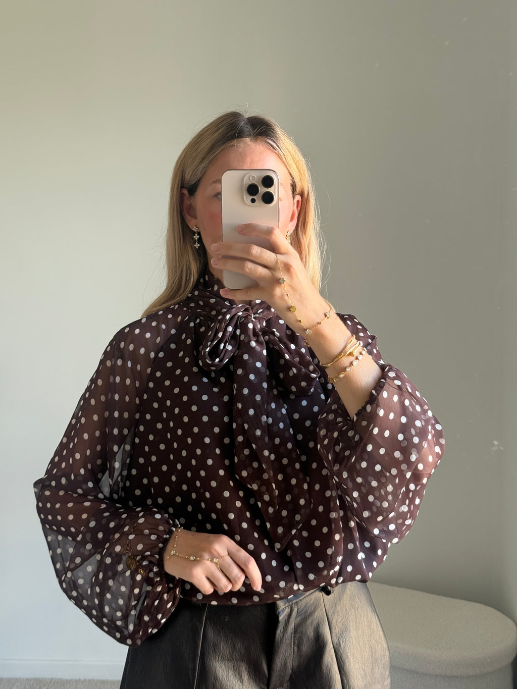 Blouse Fluide à Pois avec Foulard - Chocolat