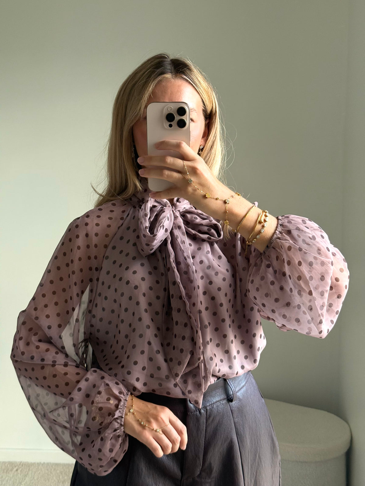 Blouse Fluide à Pois avec Foulard - Rose poudré