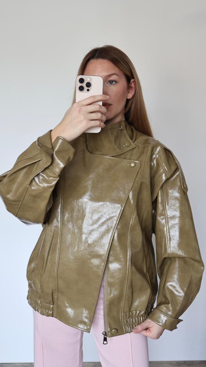 Bombardier Oversize en Vinyle Kaki Gloss