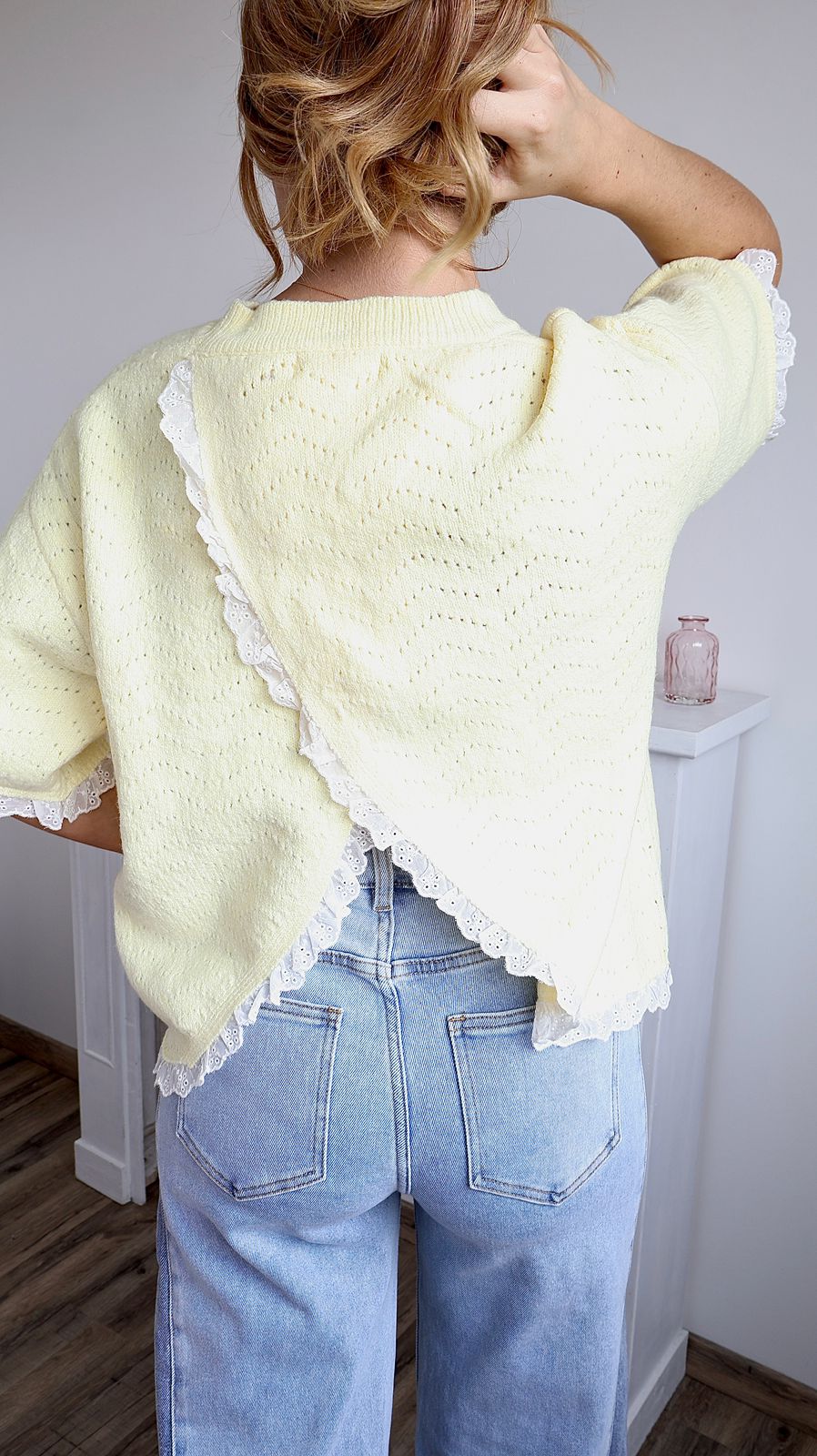 Pull "Esmée" en maille ajourée et dentelle