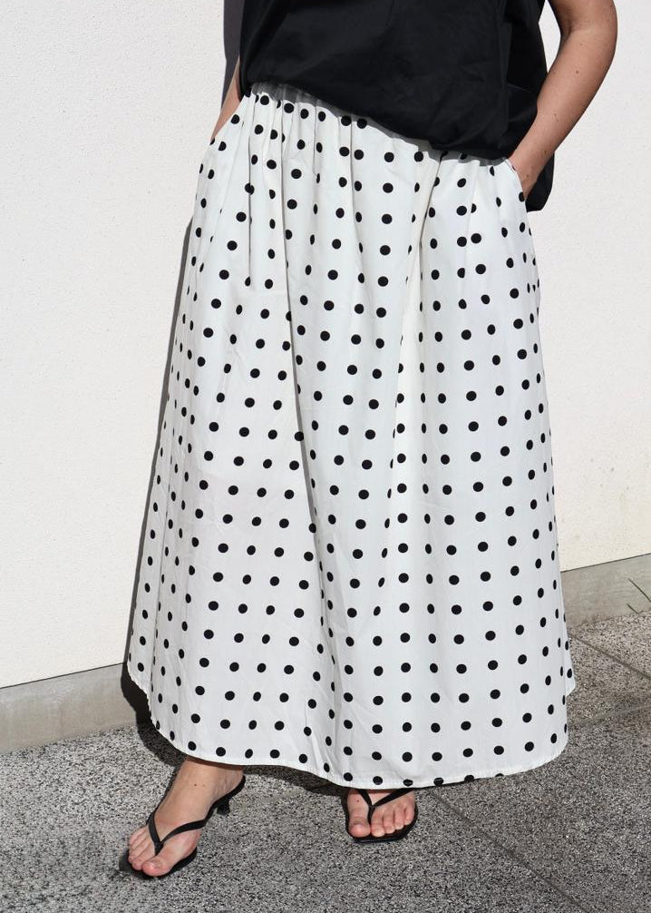 JUPE MIDI À POIS VOLUMINEUSE