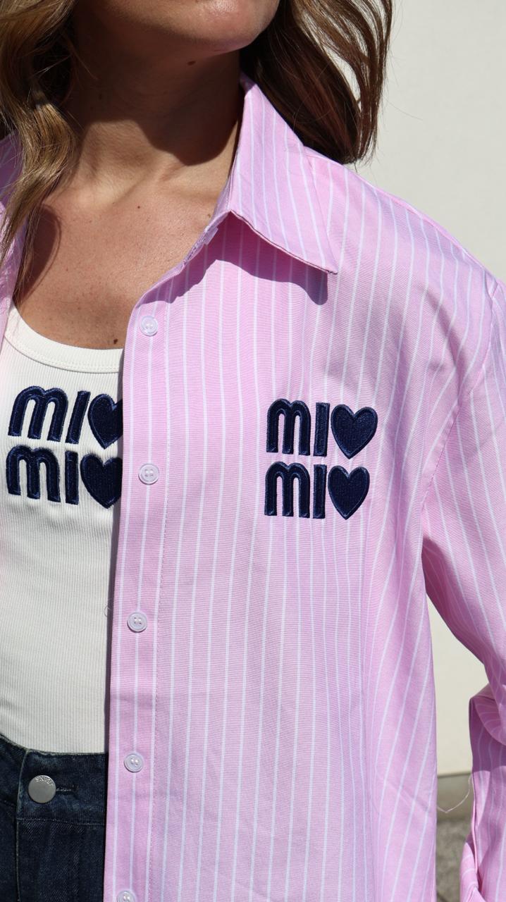 Ensemble Combiné : Chemise à Rayures et Top Brodés