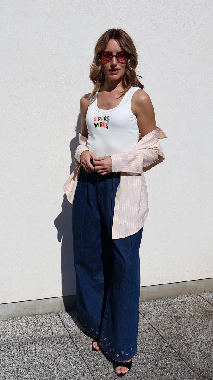 Ensemble 2-en-1 : Chemise Rayée et Top "Good Vibes"