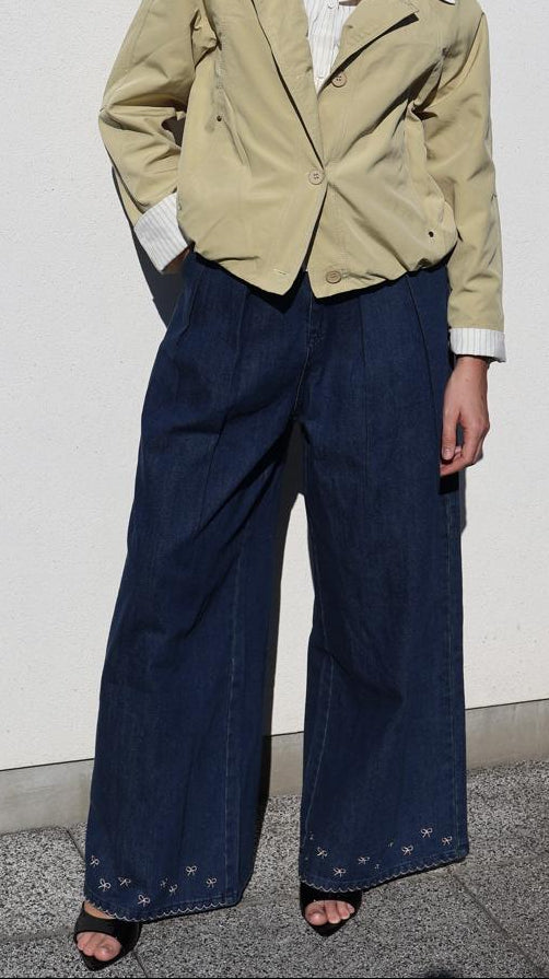 Blouson Technique Court à Col Chemise et Finitions Élastiquées