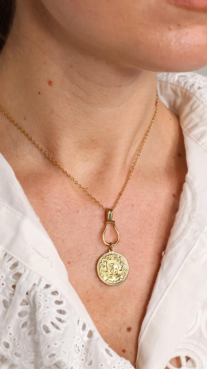 Collier Médaille "Héritage" Doré