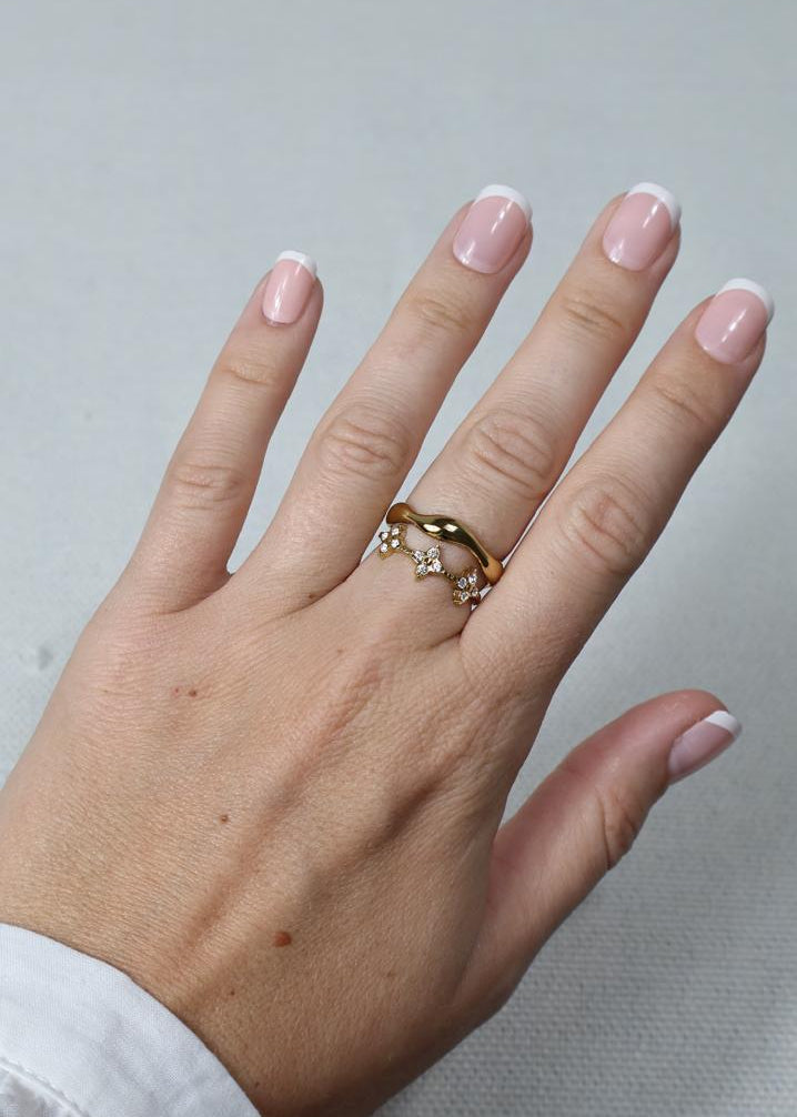 Bague Double Anneau Organique et Floral