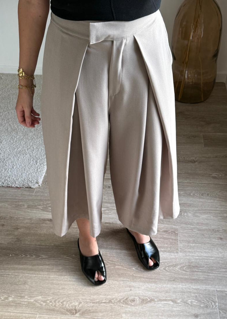 Bermuda EVA À PLIS - Beige
