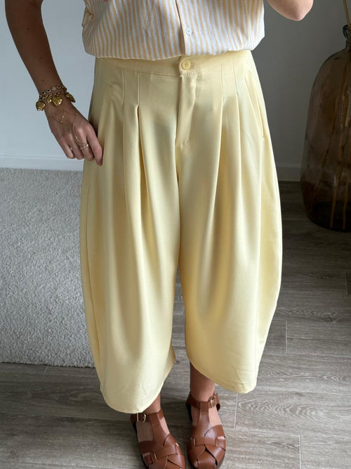 Bermuda Chloé Jaune Pastel