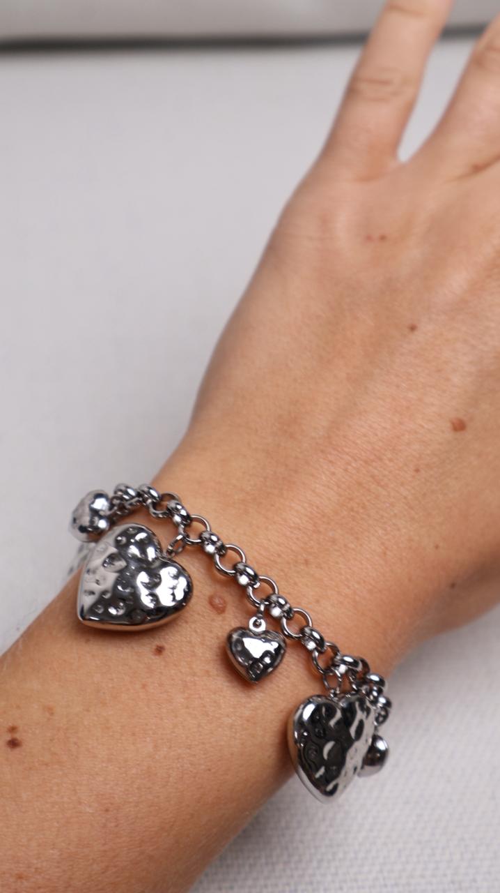Bracelet Breloques Cœurs Martelés – Argent