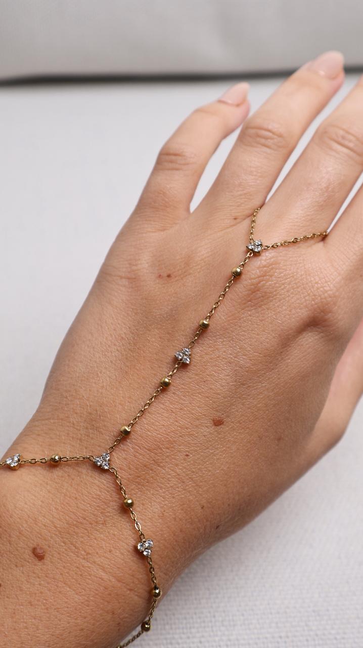 Bijou de Main Flore Chaîne Perlée & Strass - Doré
