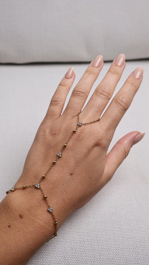 Bijou de Main Flore Chaîne Perlée & Strass - Doré