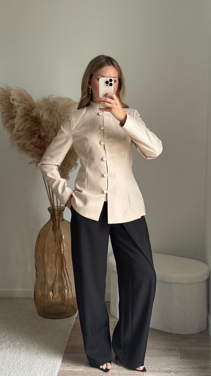 Veste cintrée style asiatique minimaliste - Beige