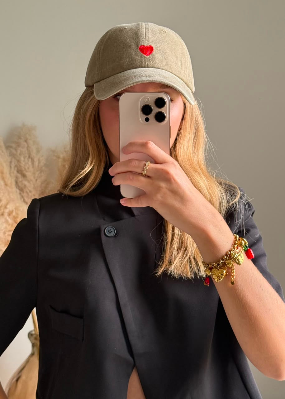 Casquette effet délavé avec broderie cœur-beige khaki