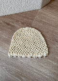 Bonnet en maille crochetée à perles - Beige