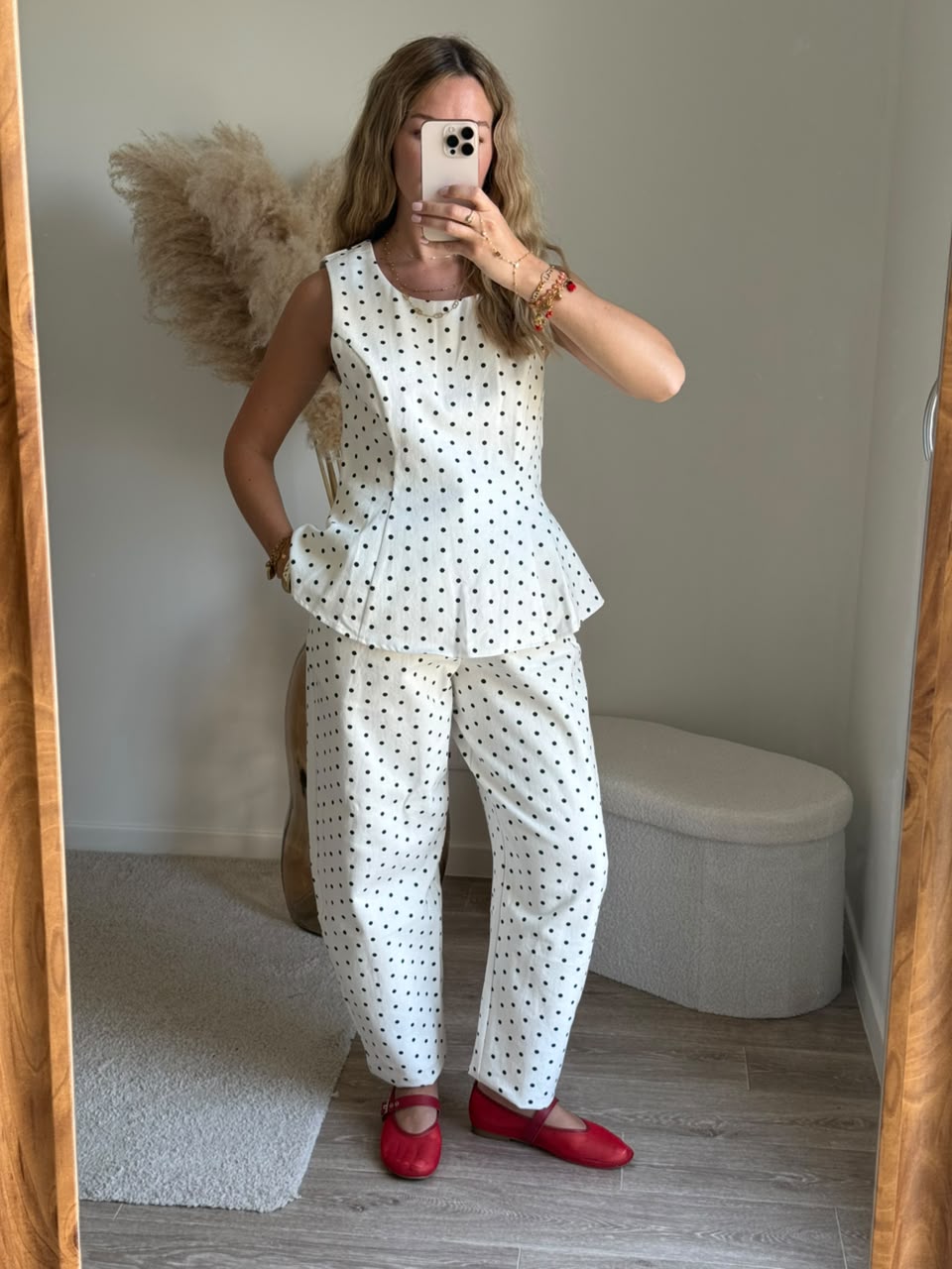 Top sans manches à imprimé pois et coupe péplum - Blanc