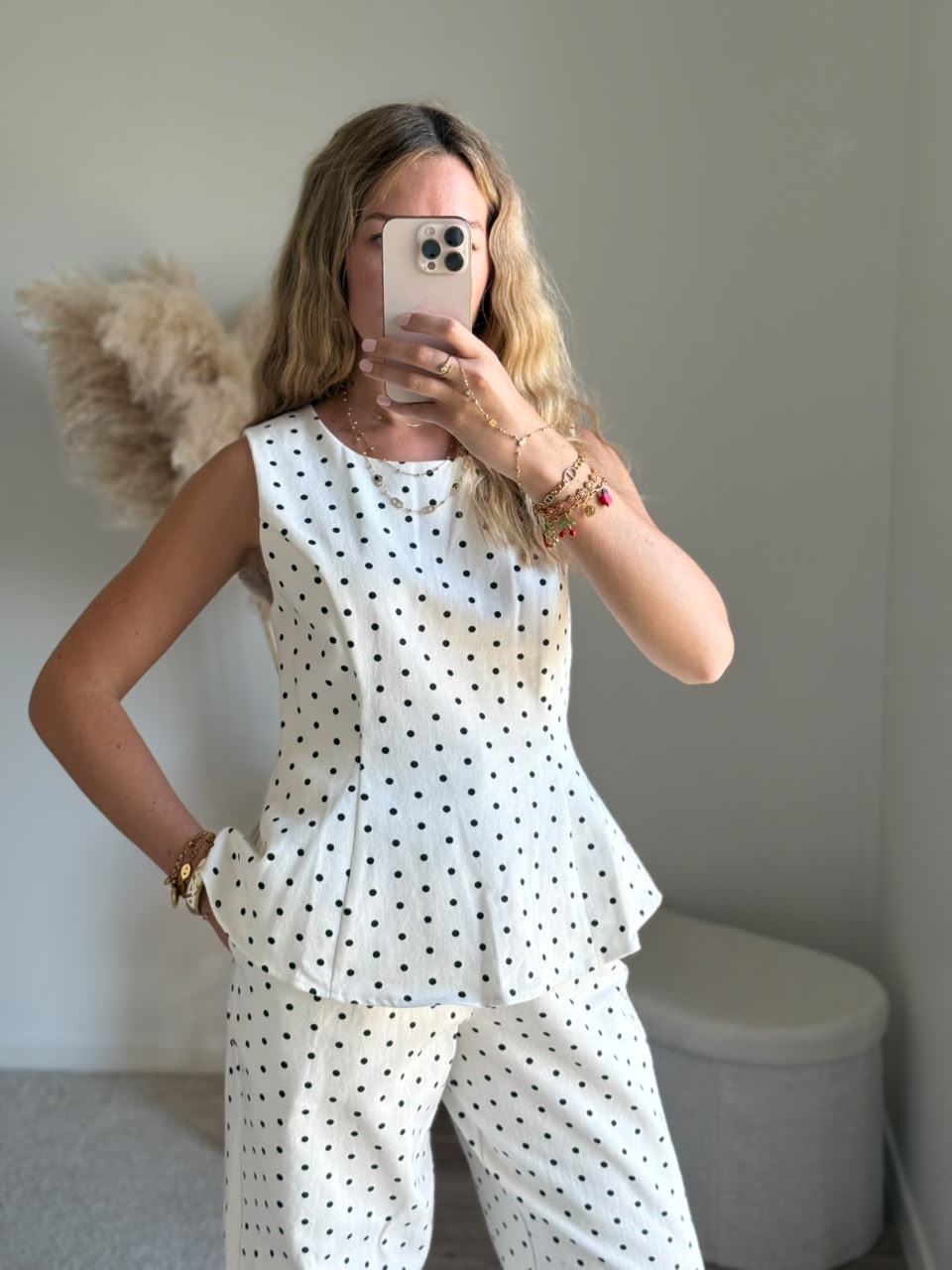 Top sans manches à imprimé pois et coupe péplum - Blanc