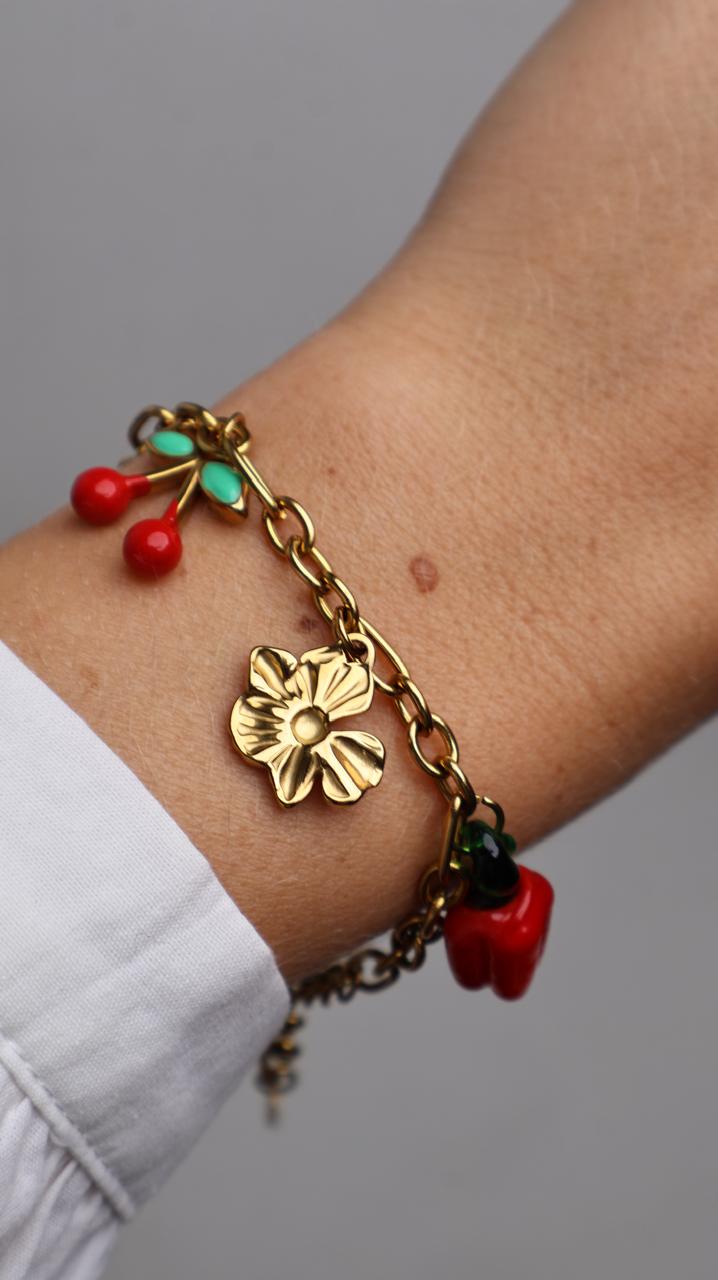 Bracelet à charms fruités et fleurs dorées