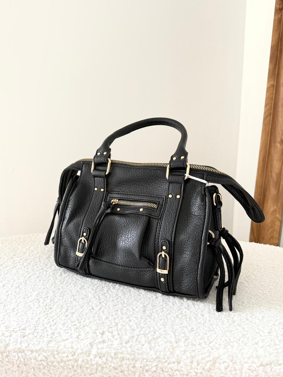 Sac à Main Style Motard Noir à Détails Dorés