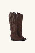 Bottes de cowboy en daim marron