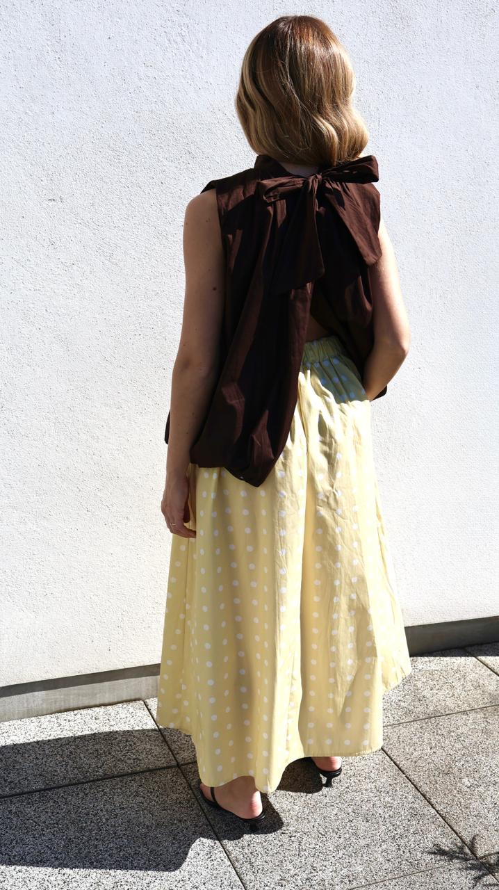 JUPE MIDI À POIS VOLUMINEUSE