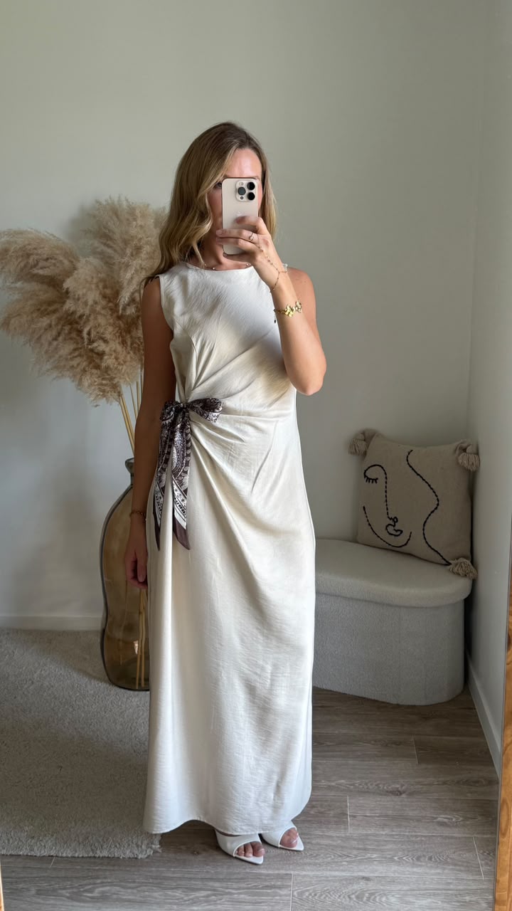 Robe Beige Sans Manches Effet Lin