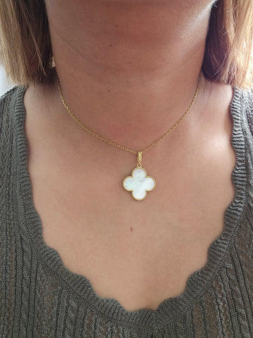 Collier Julia