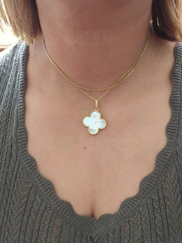 Collier Julia